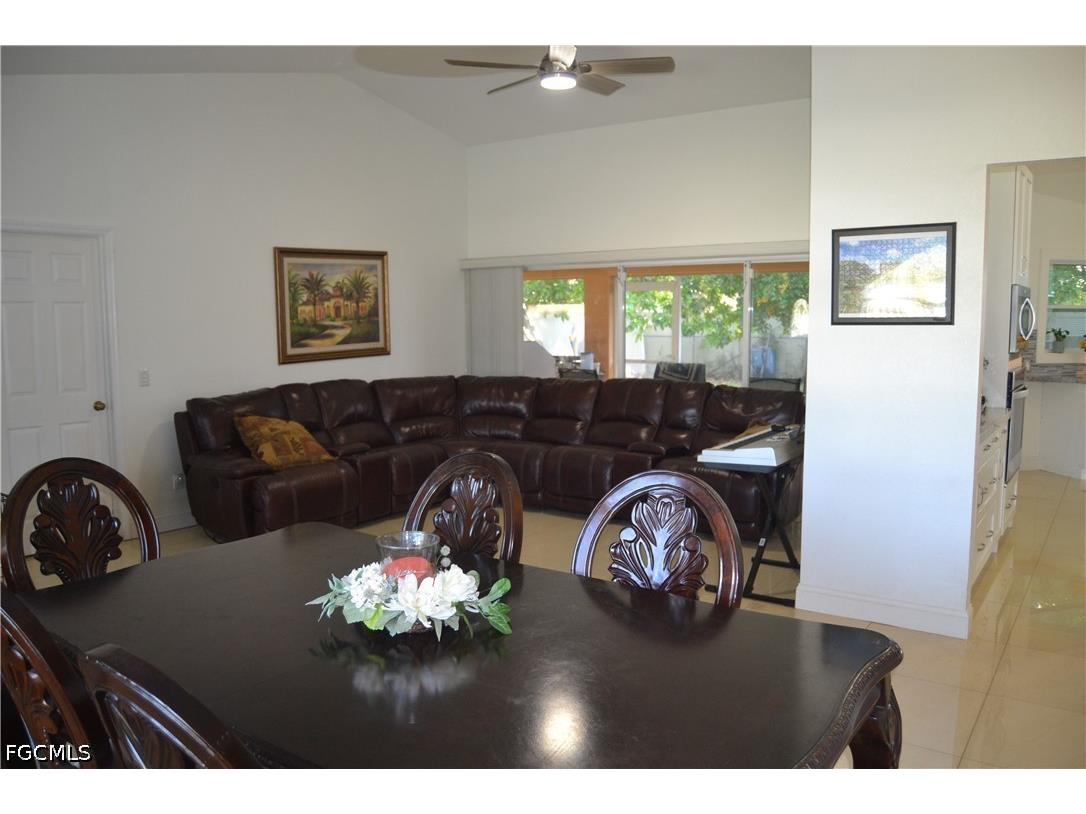 622 SE 10th Avenue Cape Coral FL 33990 2026021070 image7