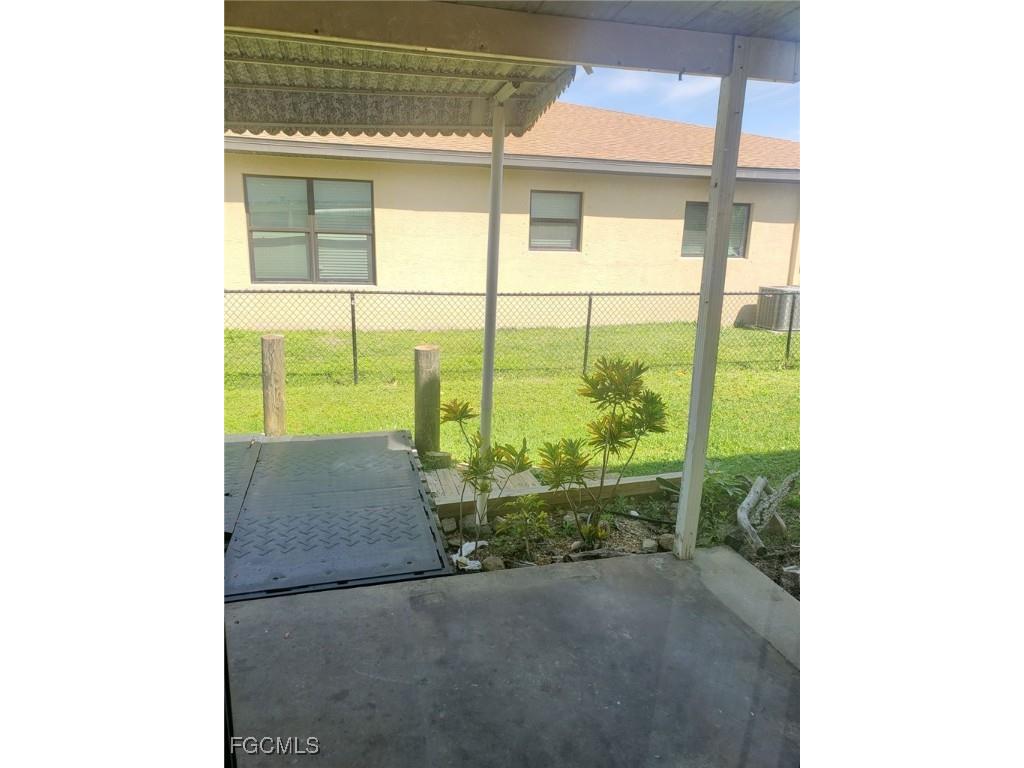 622 SE 13th Court #2 Cape Coral FL 33990 2025004048 image15