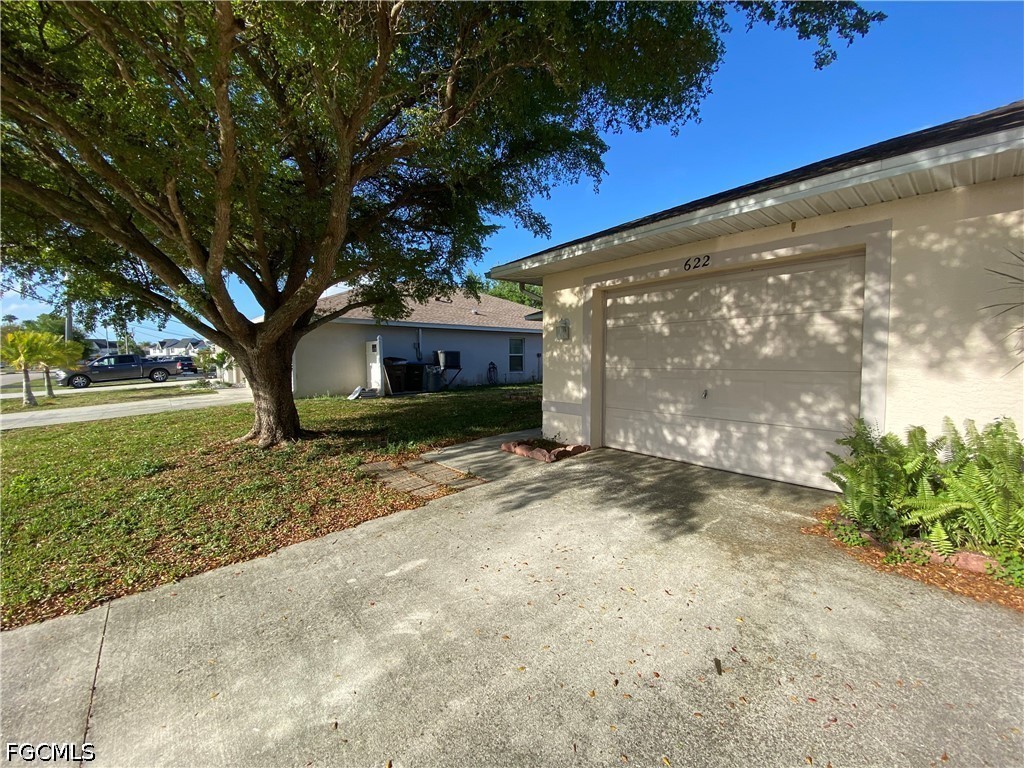 622 SE 13th Place Cape Coral FL 33990 2026016465 image20