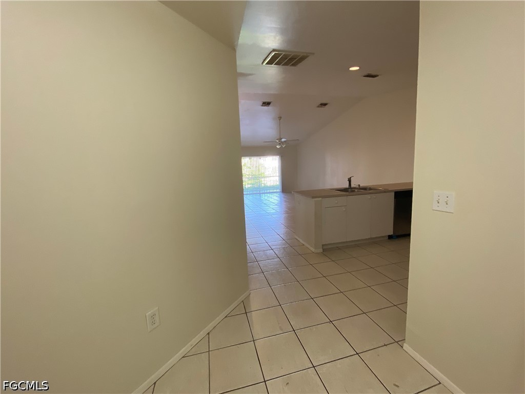 622 SE 13th Place Cape Coral FL 33990 2026016465 image4