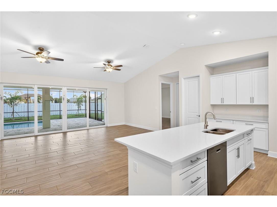 622 SW 30th Terrace Cape Coral FL 33914 2026011683 image6