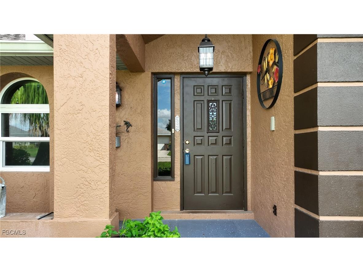 622 Weston Road Lehigh Acres FL 33936 2025008604 image2
