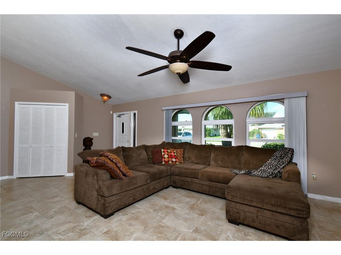 622 Weston Road Lehigh Acres FL 33936 2025008604 image5