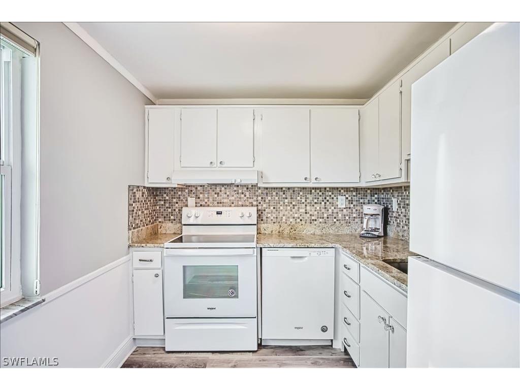 6220 Augusta Drive #107 Fort Myers FL 33907 226010347 image2