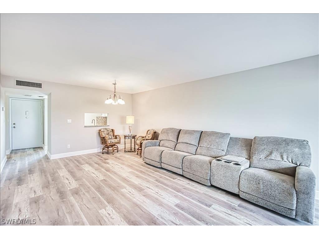 6220 Augusta Drive #107 Fort Myers FL 33907 226010347 image8