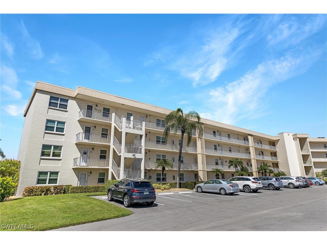 6220 Augusta Drive #311 Fort Myers FL 33907 223029029 image1