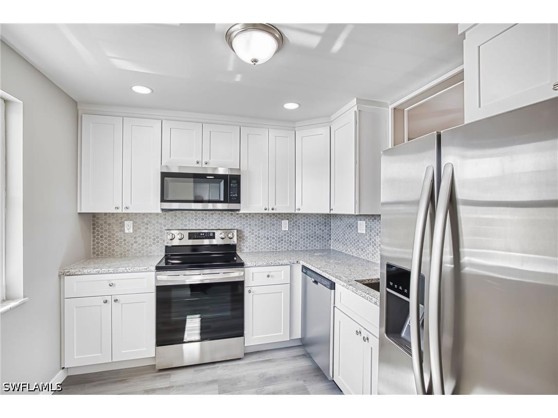 6220 Augusta Drive #311 Fort Myers FL 33907 226017263 image2