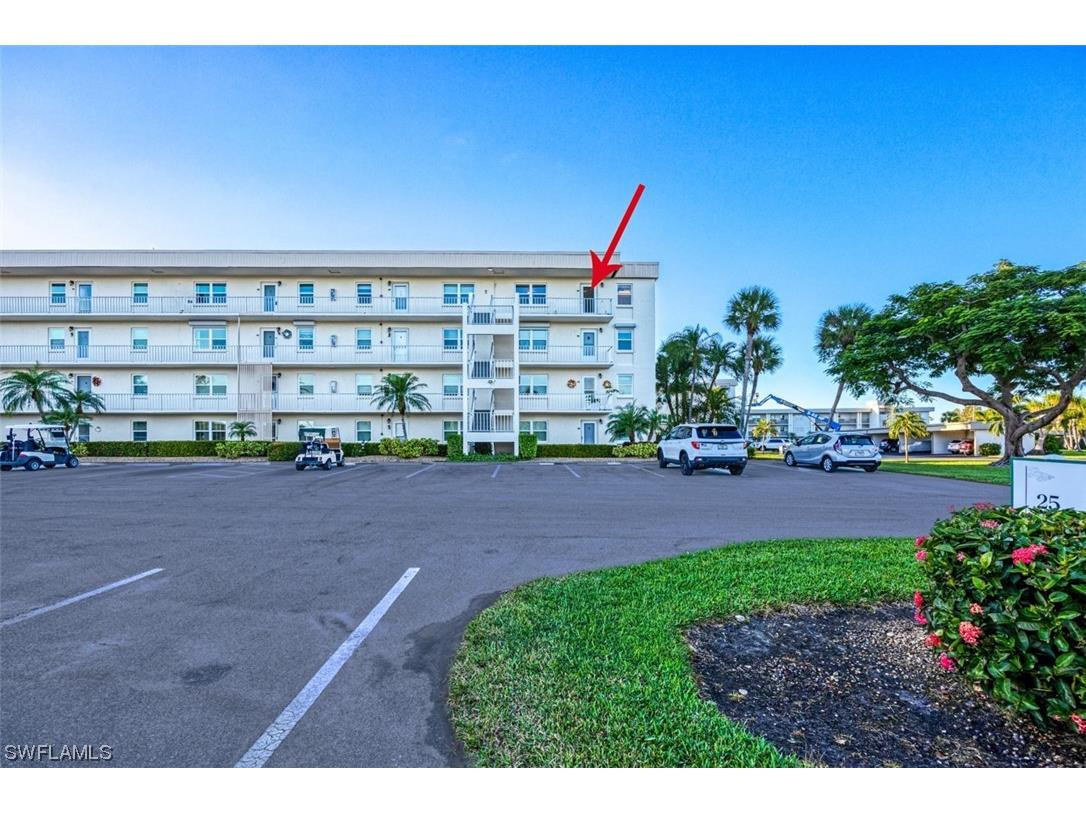 6220 Augusta Drive #406 Fort Myers FL 33907 223085948 image1