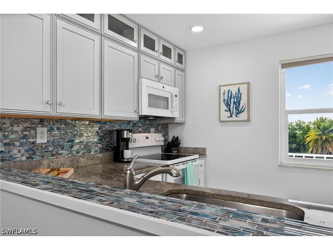 6220 Augusta Drive #408 Fort Myers FL 33907 226018654 image8