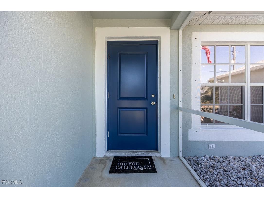 6221 Astoria Avenue Fort Myers FL 33905 2025006744 image2