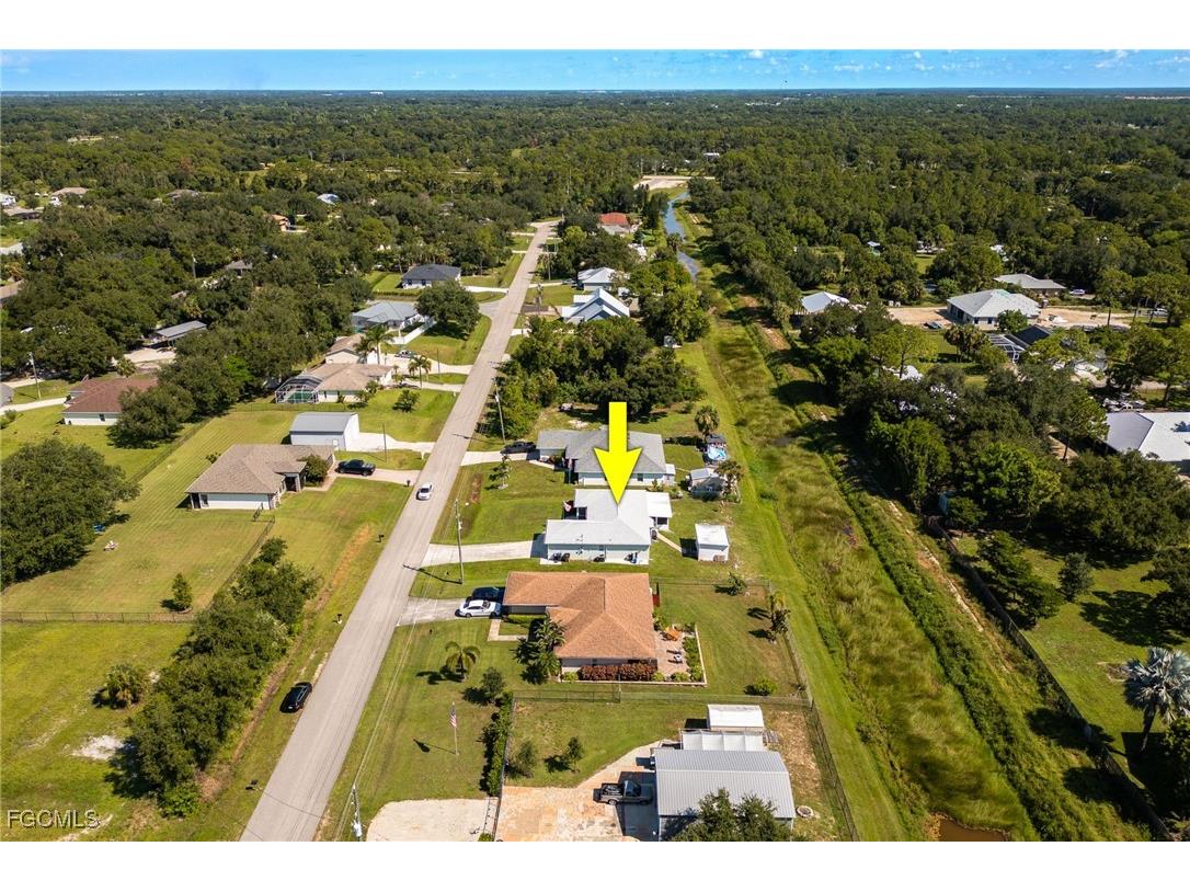 6221 Astoria Avenue Fort Myers FL 33905 2025006744 image37