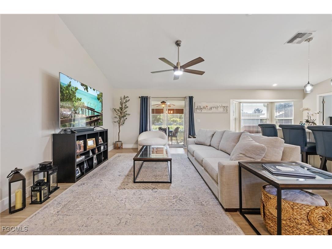 6221 Astoria Avenue Fort Myers FL 33905 2025006744 image5