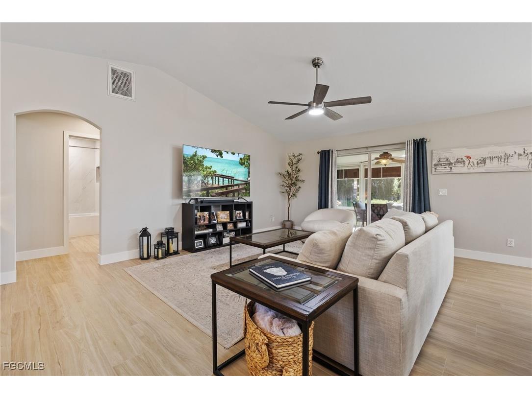 6221 Astoria Avenue Fort Myers FL 33905 2025006744 image6