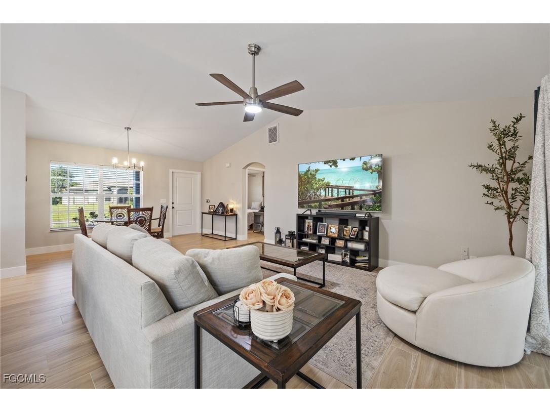 6221 Astoria Avenue Fort Myers FL 33905 2025006744 image8