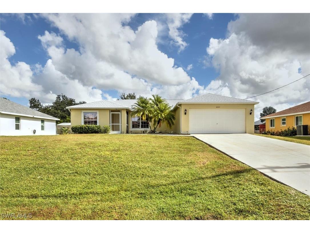 6221 Astoria Avenue Fort Myers FL 33905 223079298 image1