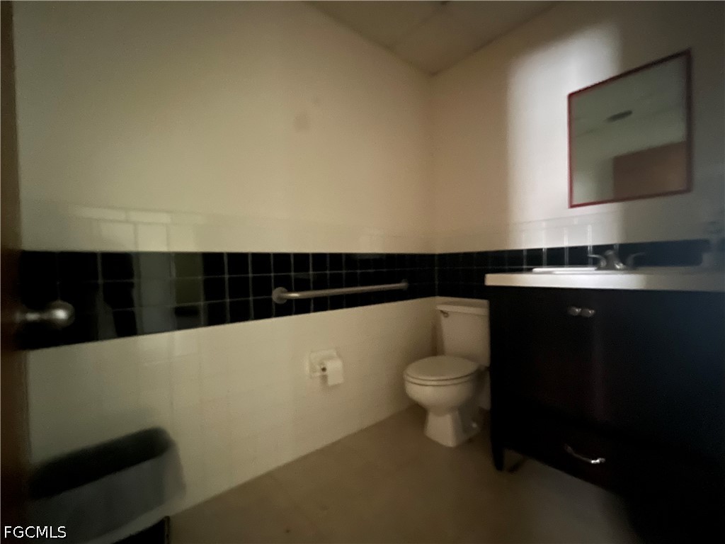 6226 Presidential Court #A Fort Myers FL 33919 2025012237 image19