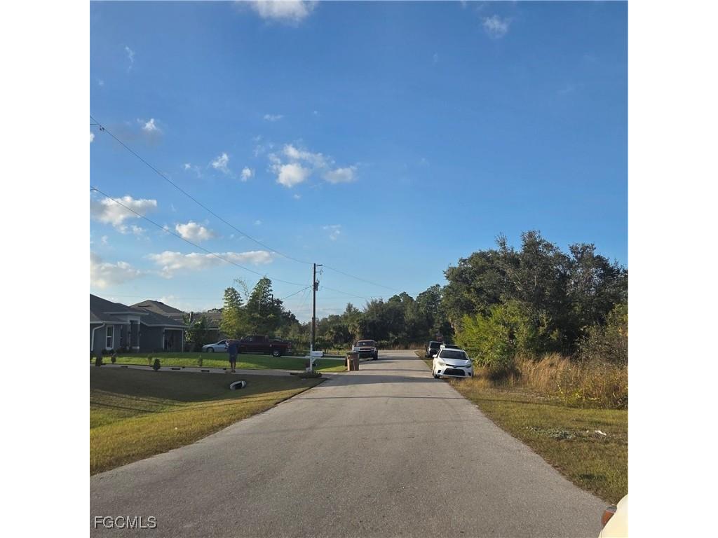 623 Lionel Court Lehigh Acres FL 33972 2025024442 image7