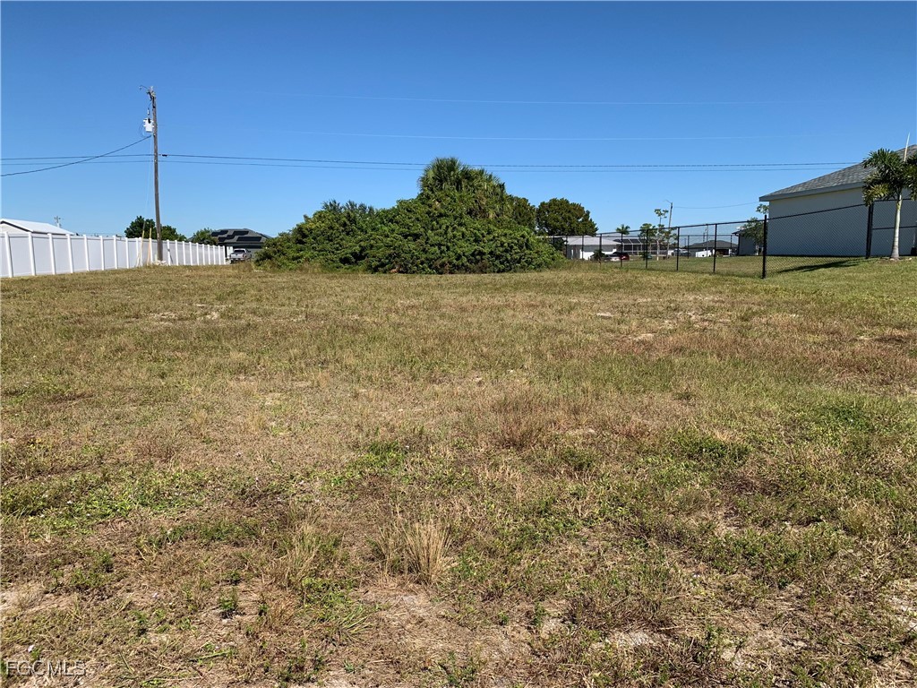 623 NW 25th Terrace Cape Coral FL 33993 2025021894 image1