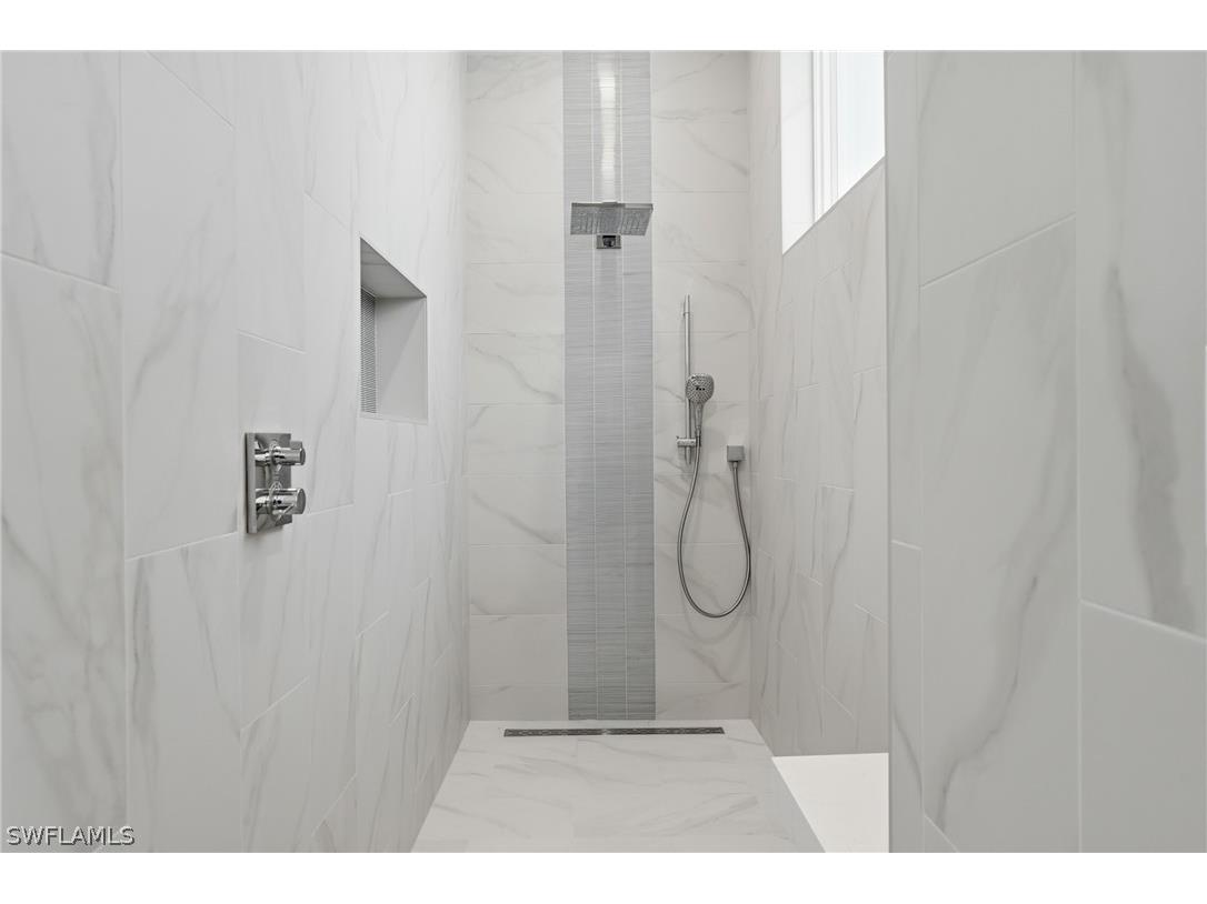 623 Park Shore Drive Naples FL 34103 226006171 image17