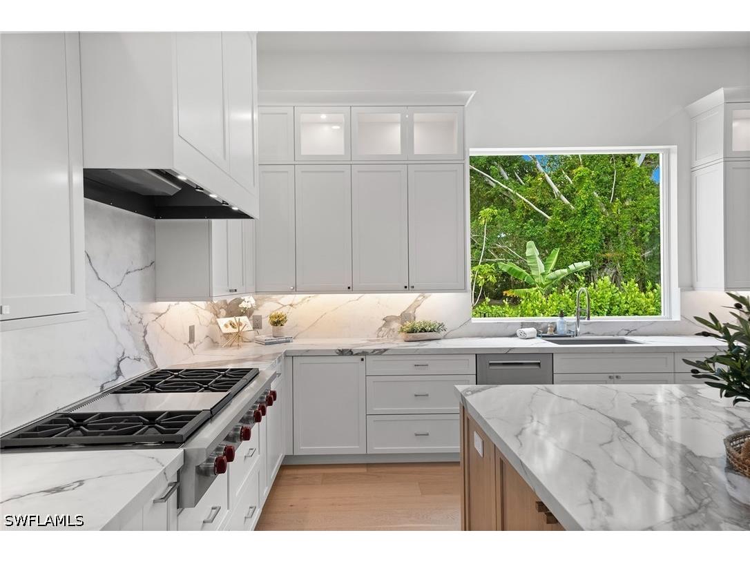 623 Park Shore Drive Naples FL 34103 226020867 image4