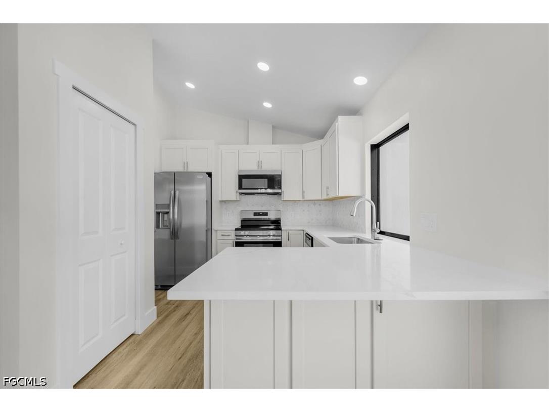 623 SE 31st Lane Cape Coral FL 33904 2026025816 image16