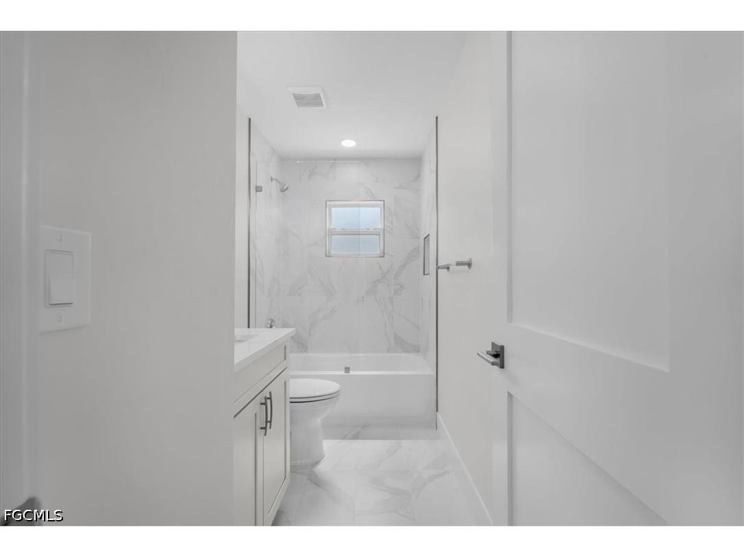 623 SE 31st Lane Cape Coral FL 33904 2026025816 image27