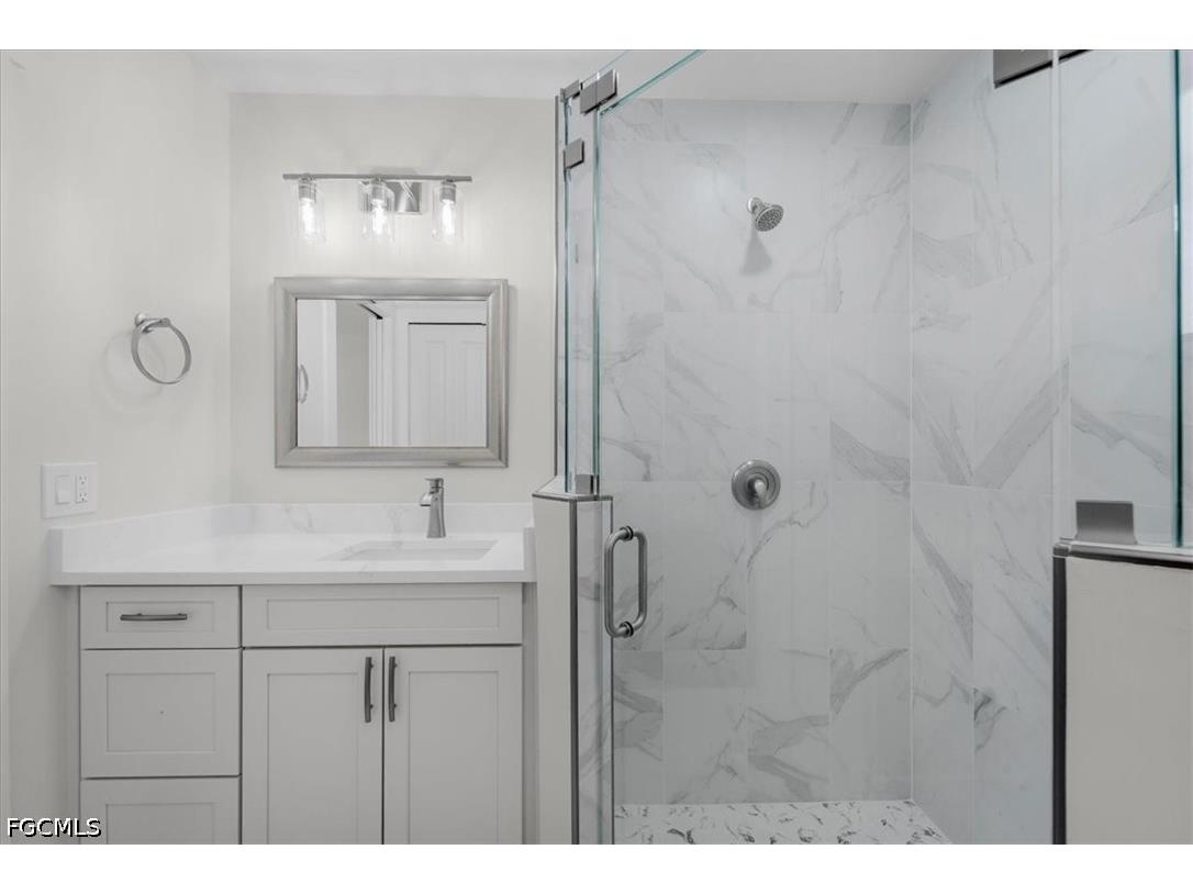 623 SE 31st Lane Cape Coral FL 33904 2026025816 image37