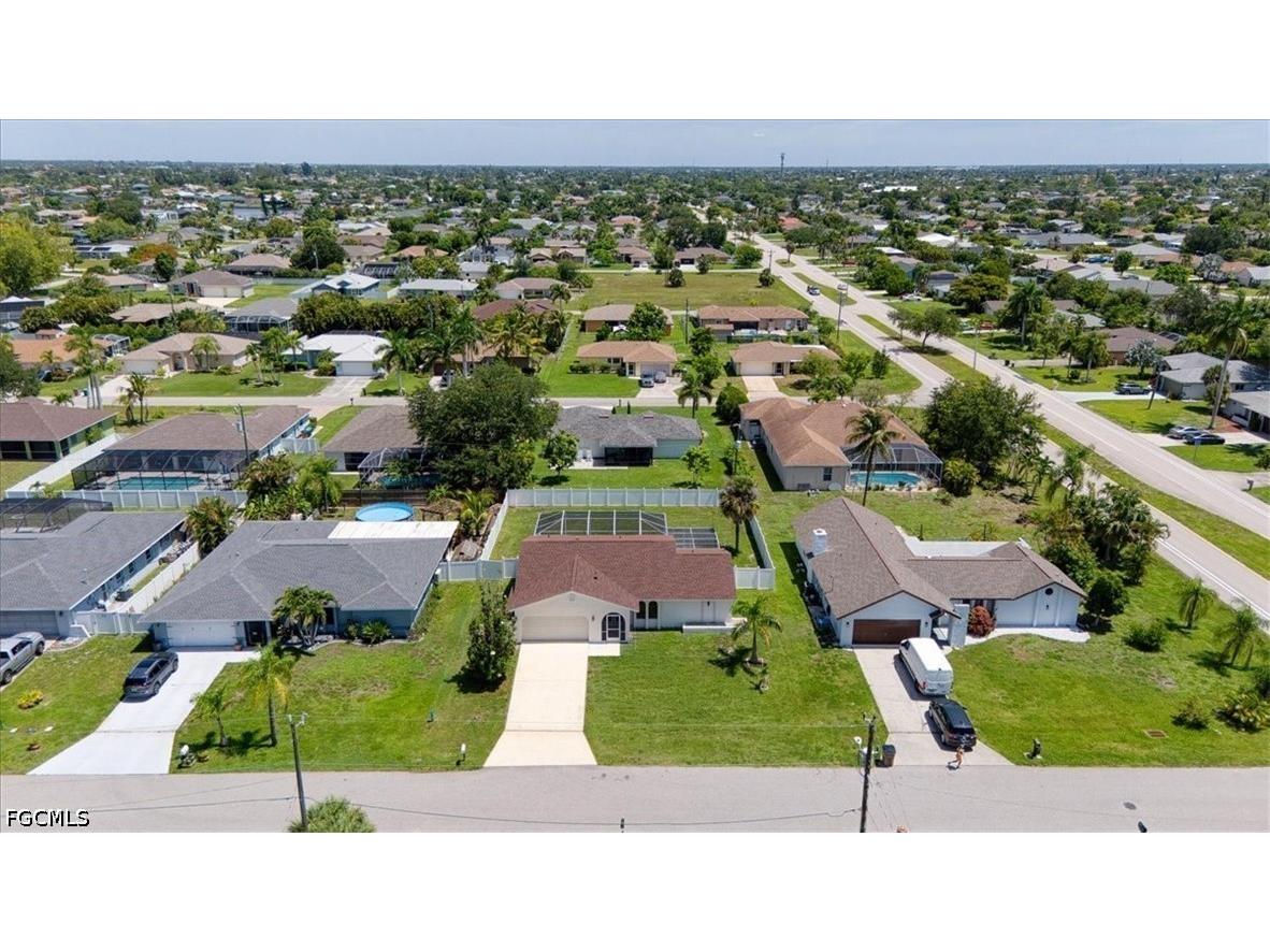 623 SE 31st Lane Cape Coral FL 33904 2026025816 image50