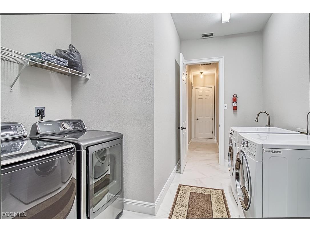 623 SW 56th Street Cape Coral FL 33914 2026013353 image33