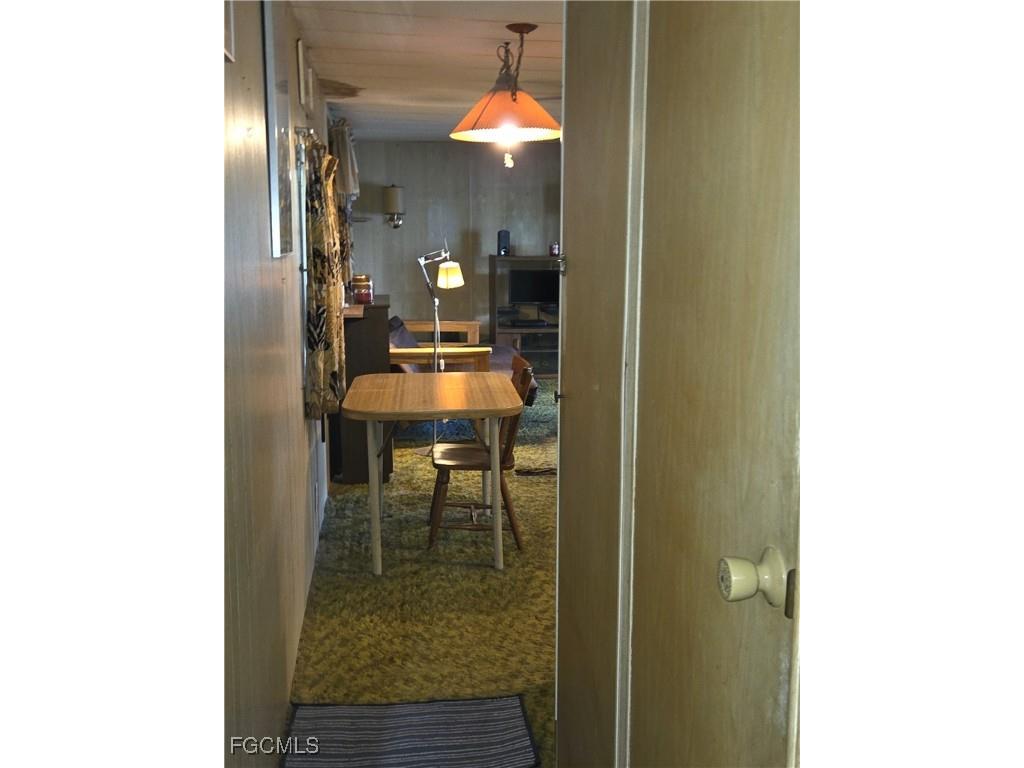 623 Vista Drive North Fort Myers FL 33917 2025001137 image19