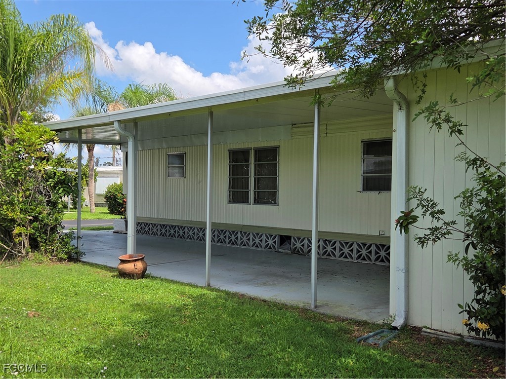 623 Vista Drive North Fort Myers FL 33917 2025001137 image29