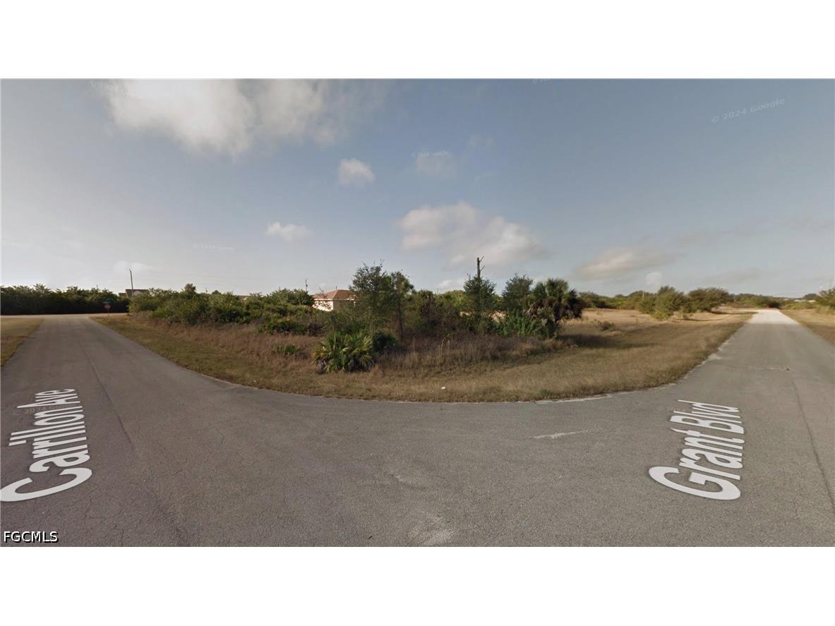 624/626 Grant Boulevard Lehigh Acres FL 33974 2026015204 image1