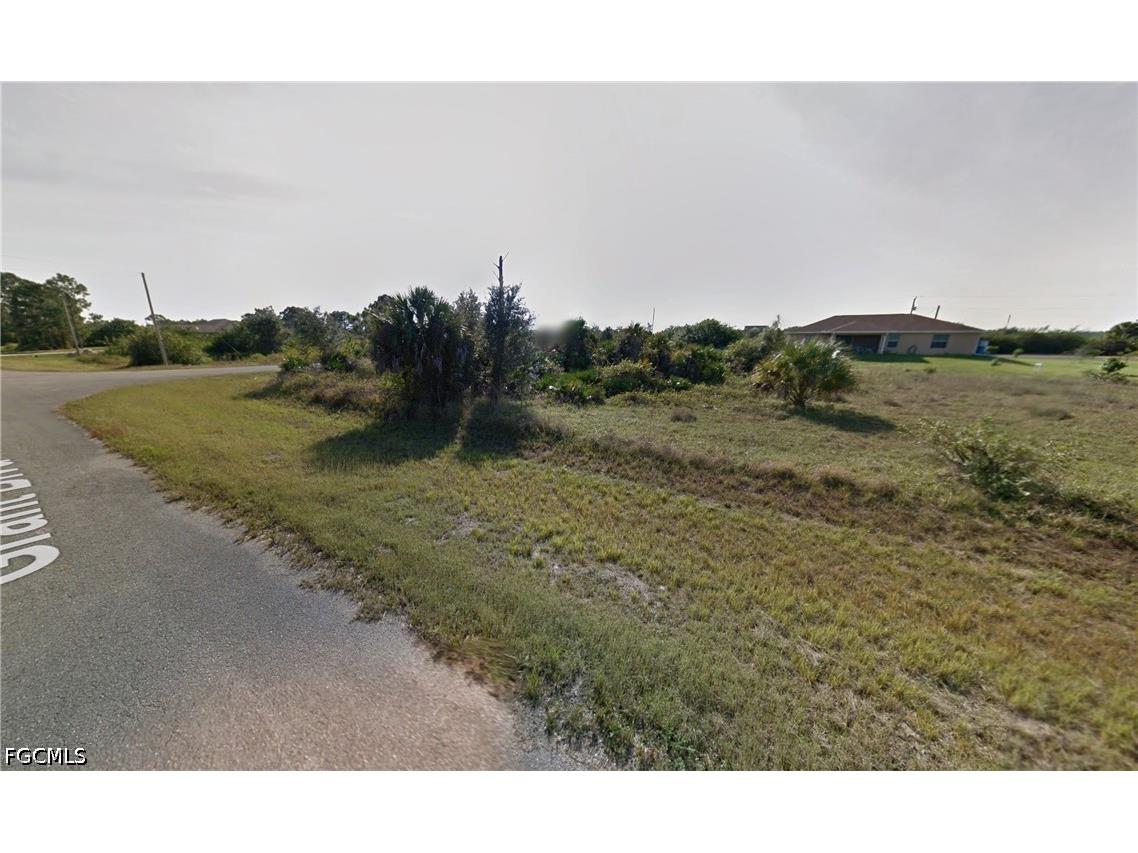 624/626 Grant Boulevard Lehigh Acres FL 33974 2026015204 image4