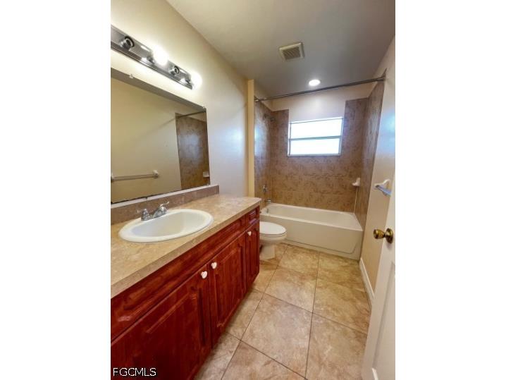 624 Hancock Bridge Parkway Cape Coral FL 33990 2026021738 image9