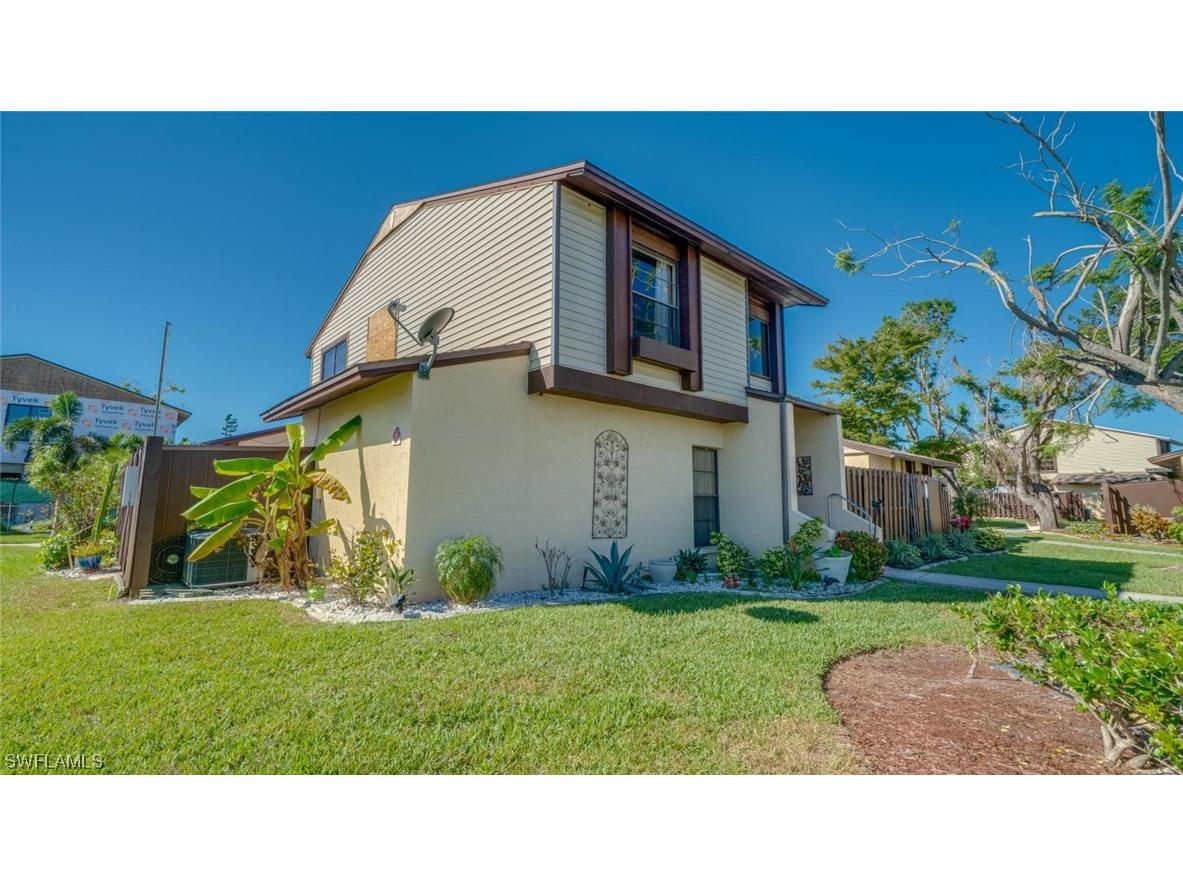 624 SE 12th Court #6 Cape Coral FL 33990 224015568 image1