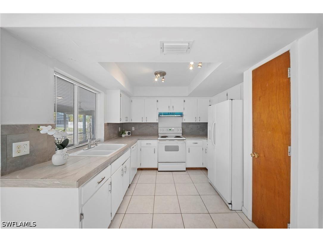 624 SE 35th Street Cape Coral FL 33904 226012756 image2