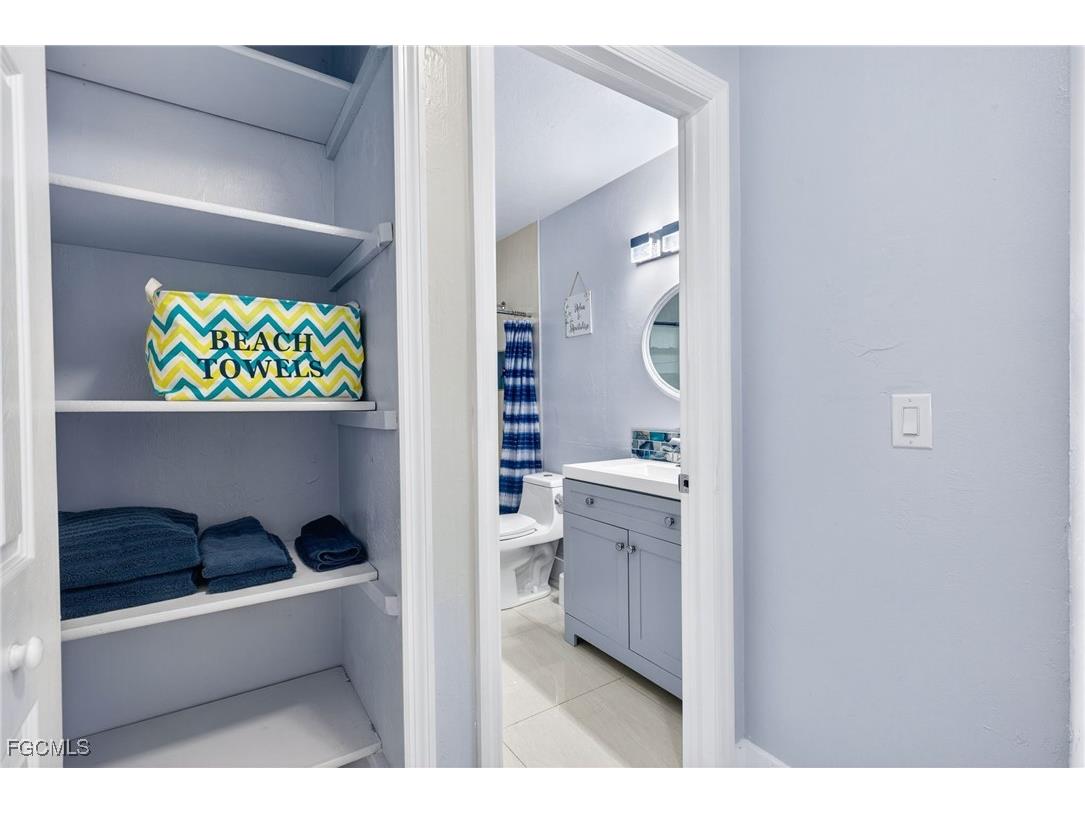 624 SE 46th Street Cape Coral FL 33904 2026001160 image32