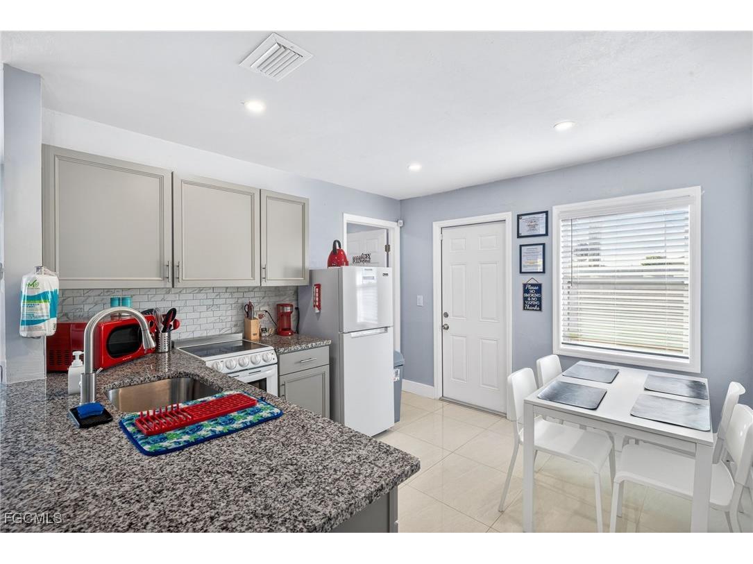 624 SE 46th Street Cape Coral FL 33904 2026001160 image43