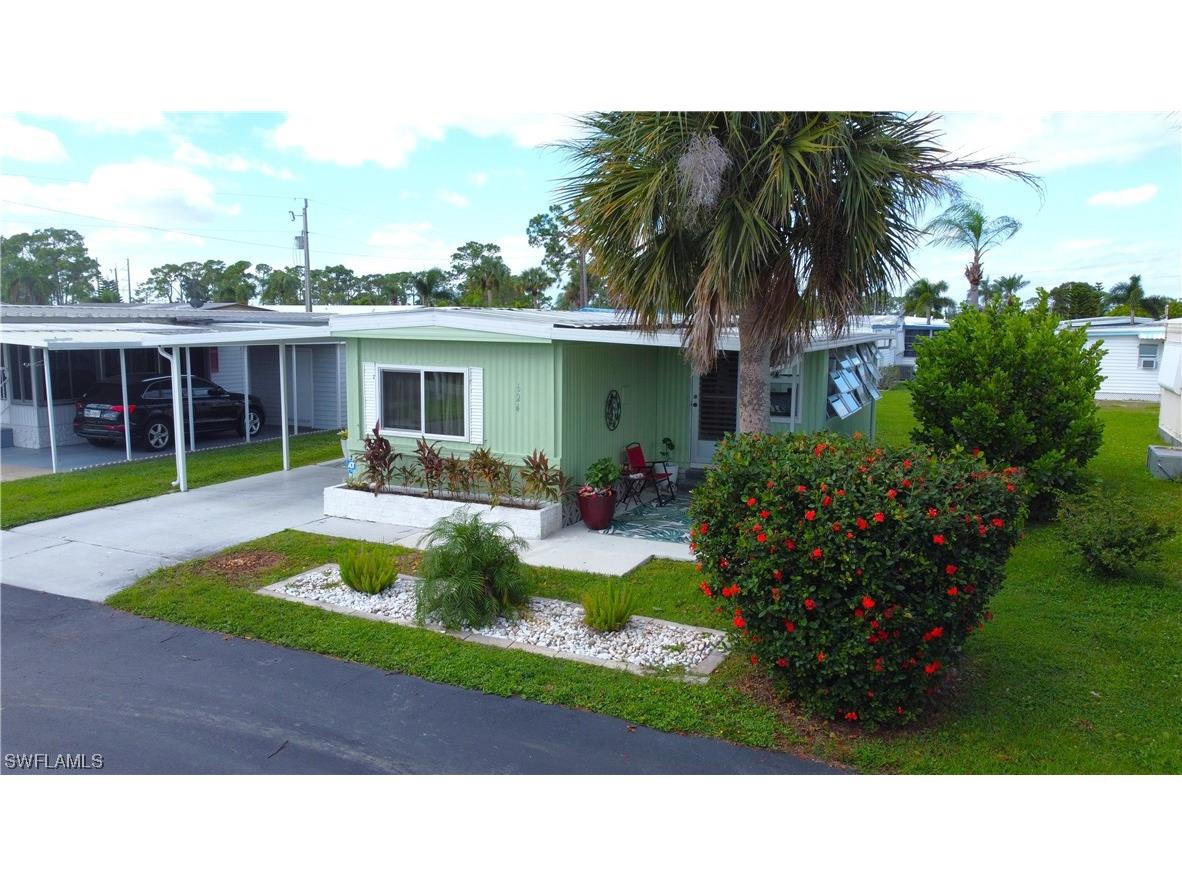 624 Vista Drive North Fort Myers FL 33917 223076854 image1