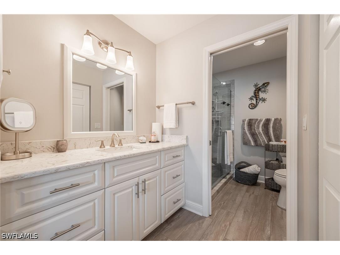 624 Windsor Square #201 Naples FL 34104 226021924 image10