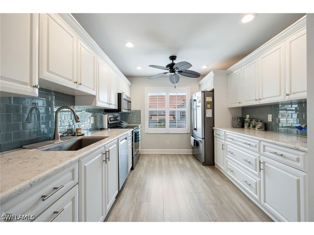 624 Windsor Square #201 Naples FL 34104 226021924 image2