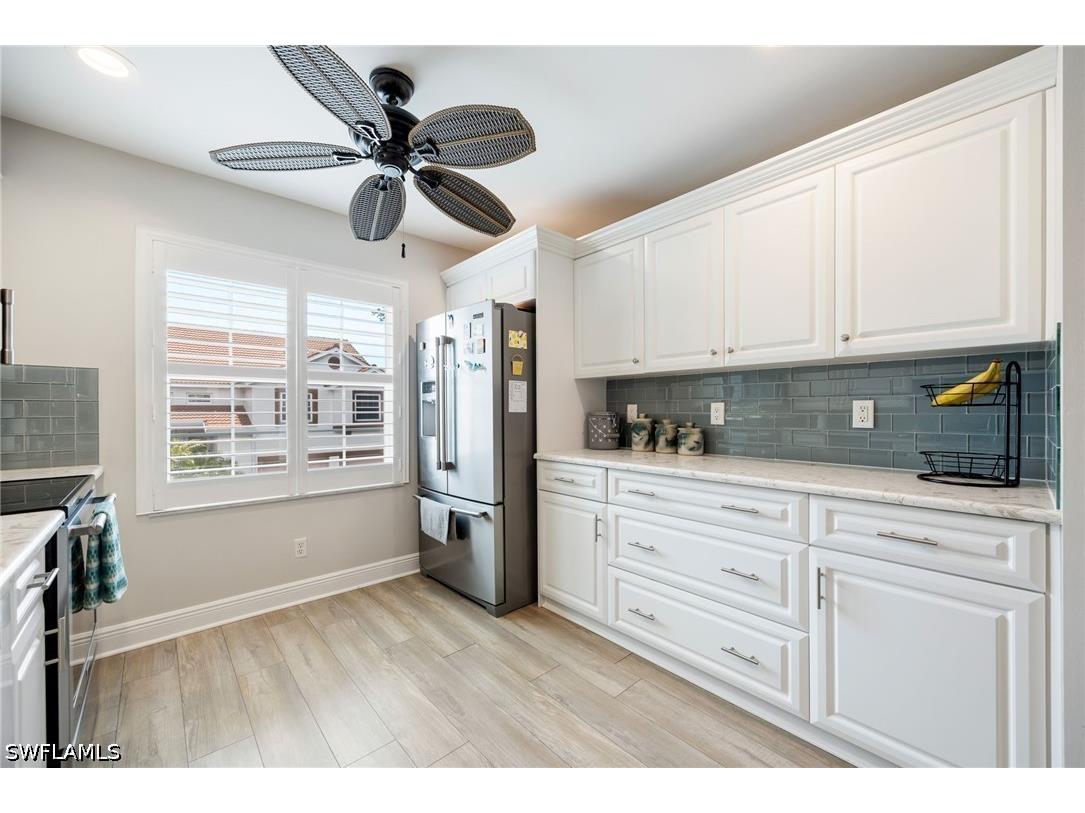 624 Windsor Square #201 Naples FL 34104 226021924 image5