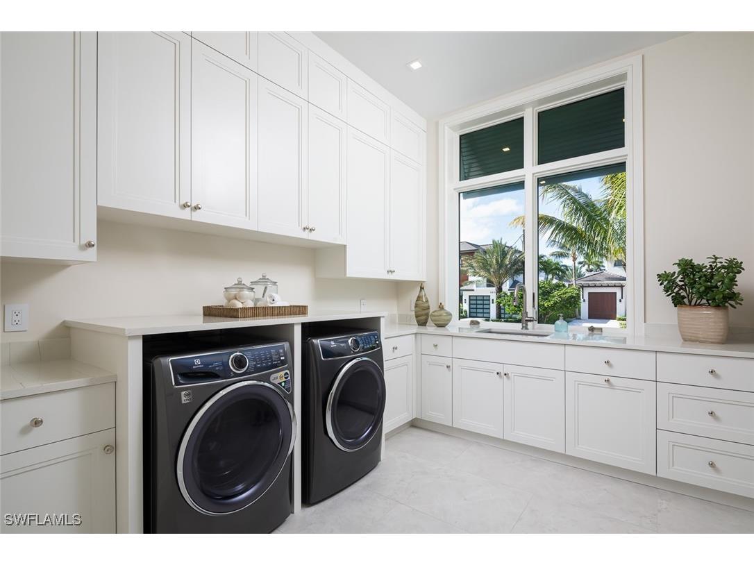 625 21st Avenue S Naples FL 34102 225069425 image39