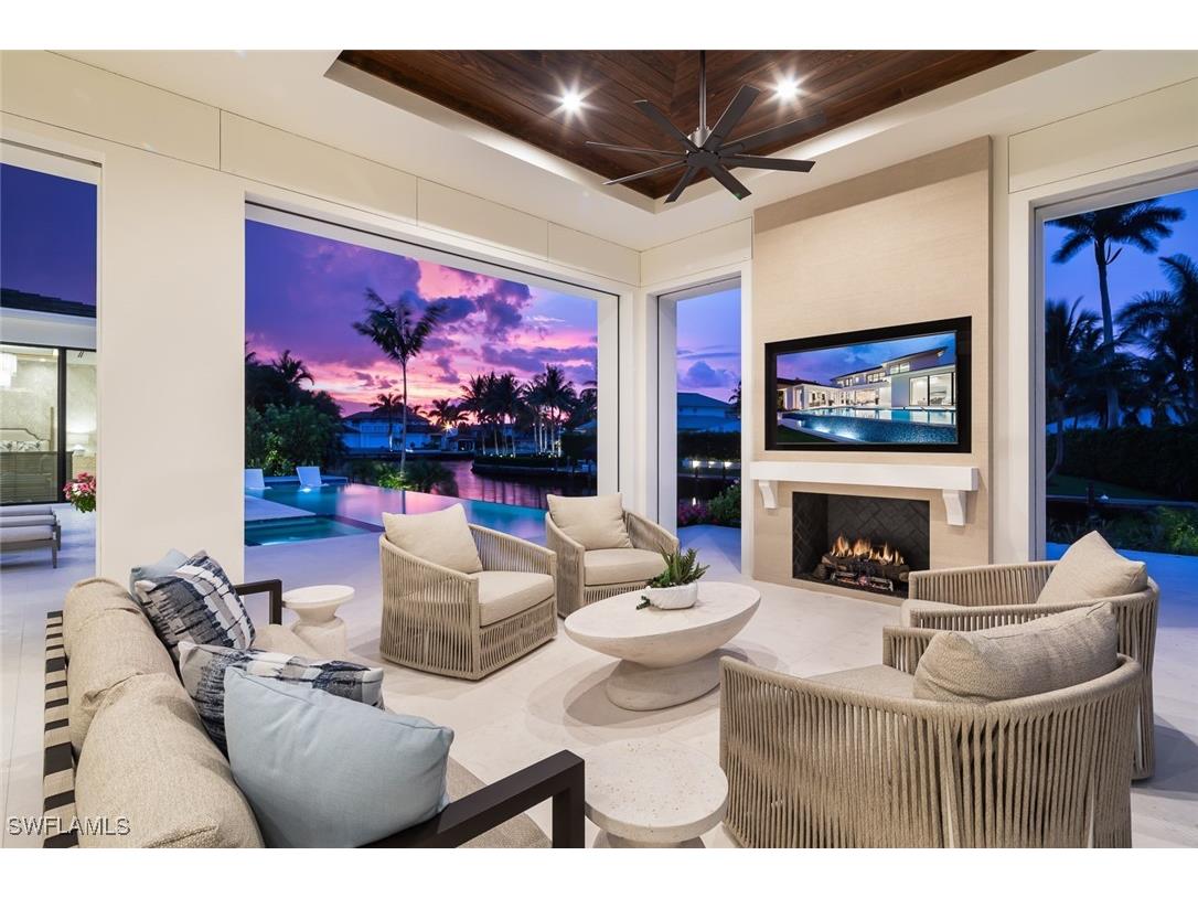 625 21st Avenue S Naples FL 34102 225069425 image4