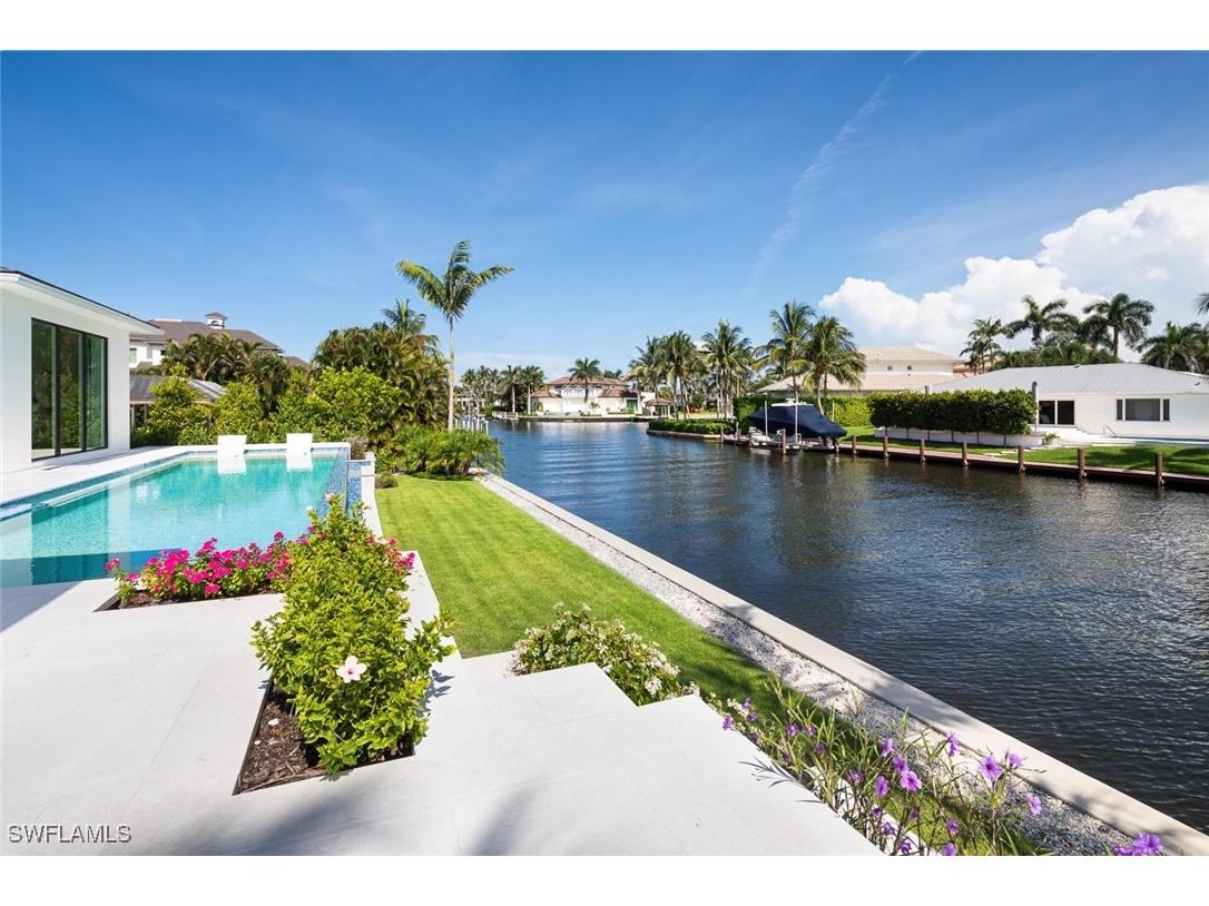 625 21st Avenue S Naples FL 34102 225069425 image45