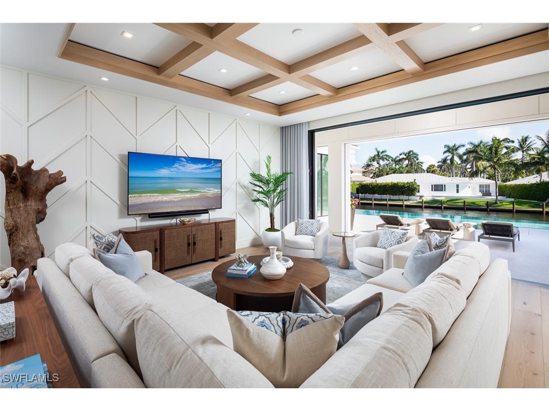 625 21st Avenue S Naples FL 34102 225069425 image5