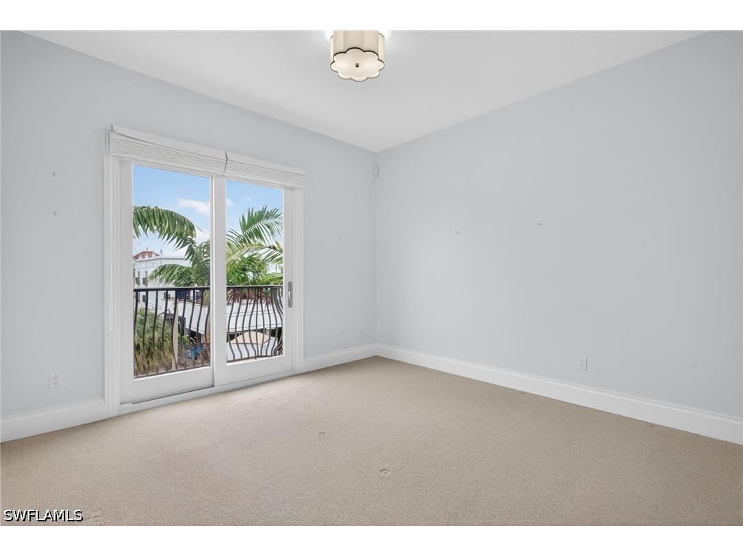 625 5th Avenue S #302 Naples FL 34102 226021276 image24