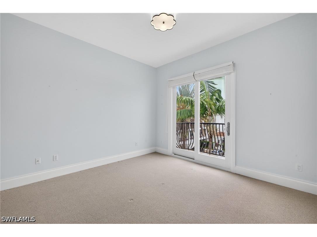 625 5th Avenue S #302 Naples FL 34102 226021276 image26