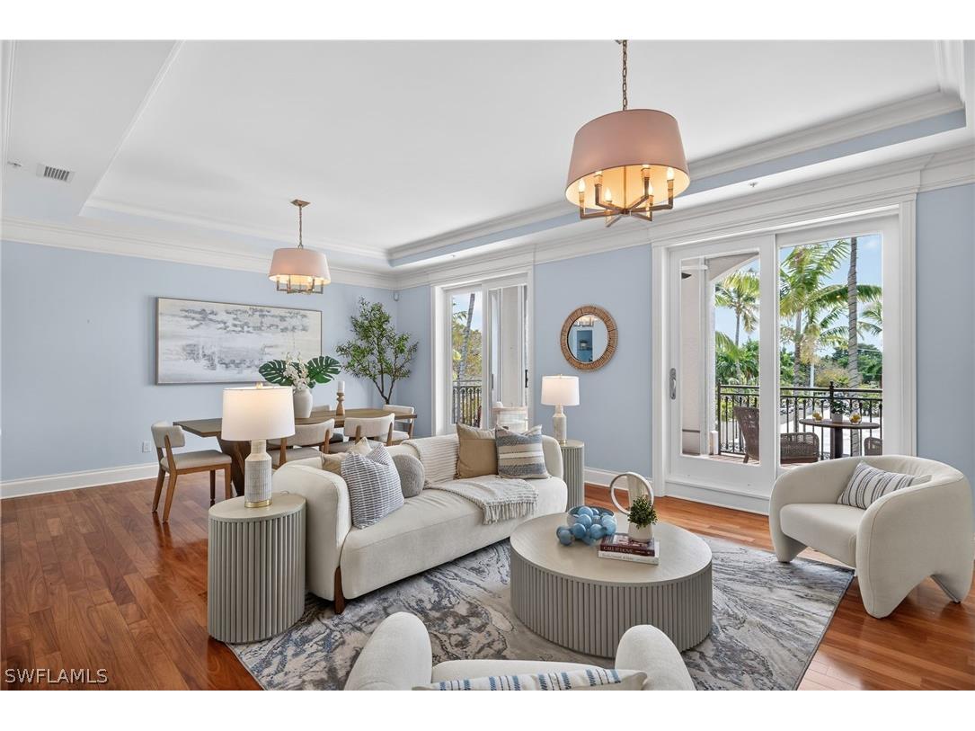 625 5th Avenue S #PH-302 Naples FL 34102 226010612 image1