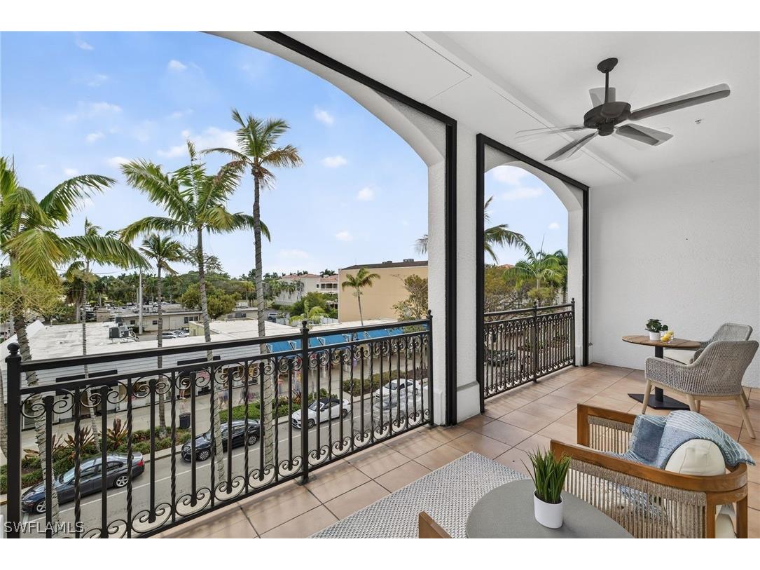 625 5th Avenue S #PH-302 Naples FL 34102 226010612 image14
